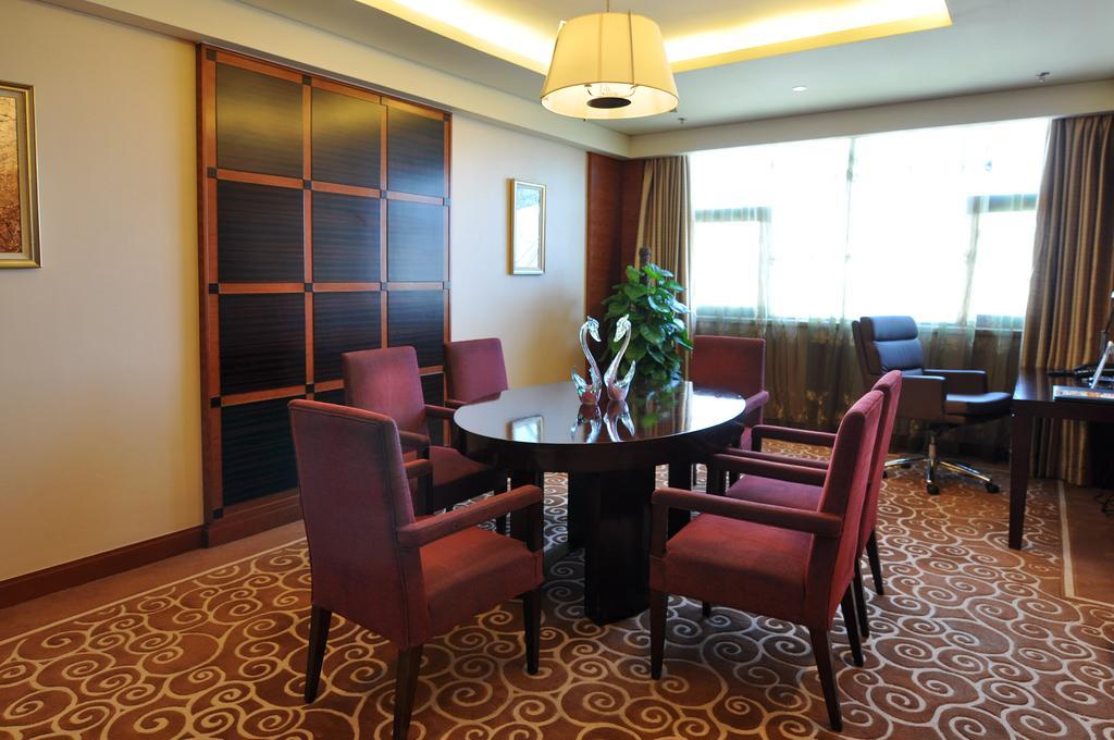 Howard Johnson Caida Plaza 샹하이 외부 사진